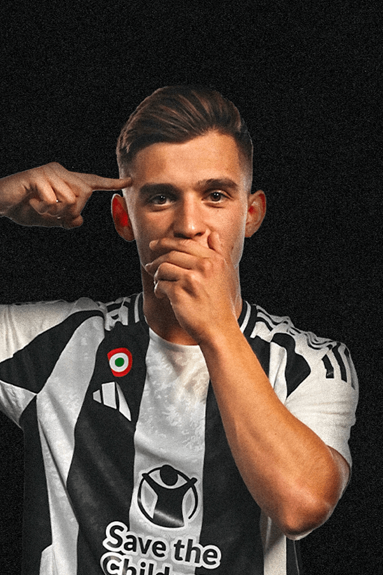 Francisco Conceicao signs for Juventus!