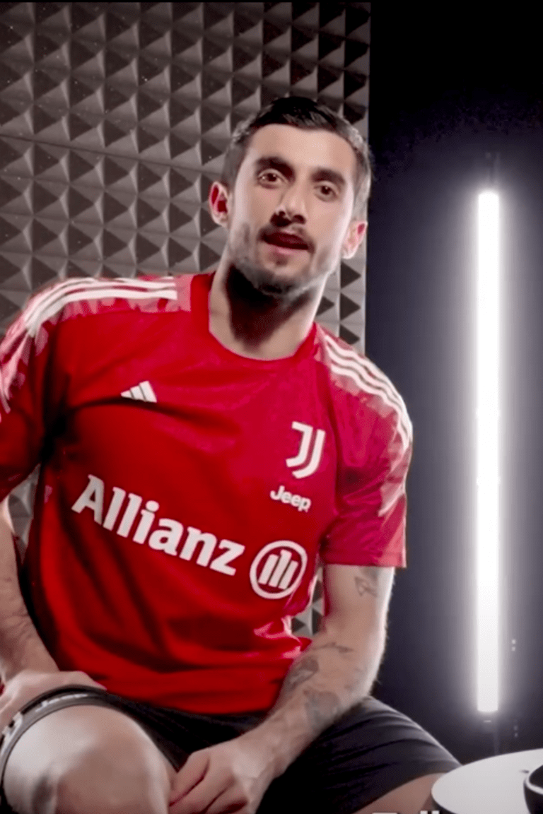 Chiesa e Perin si sfidano nella Whisper Challenge!