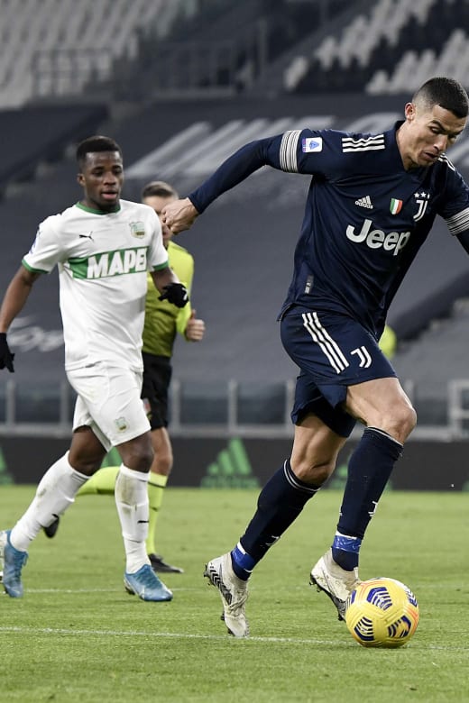 Juventus Sassuolo Serie A Tim 21 Juventus Men S First Team Juventus Sassuolo Serie A Tim 21 Juventus Men S First Team