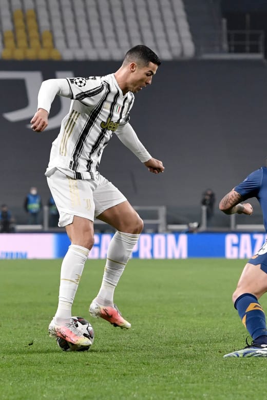 Juventus 2-1 Ferencvarosi TC: Juve take down visitors on late