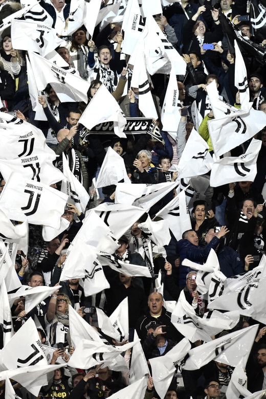 George Hanbury tilnærmelse Lover Bianconeri - Juventus Fans