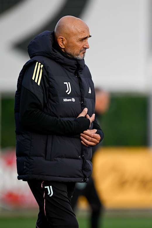 JUVENTUS IN EMERGENZA: SPALLETTI STUDIA SOLUZIONI CORAGGIOSE PER RILANCIARE LA SQUADRA