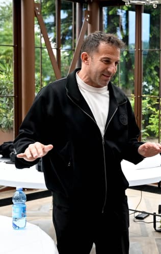 "Ritratto di Famiglia" | Behind The Scenes