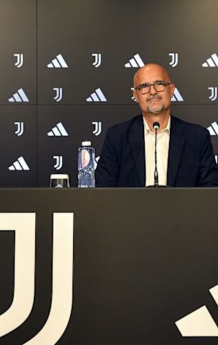 Women | La presentazione di Massimiliano Canzi