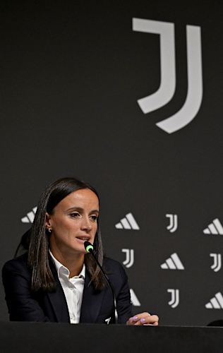 Canzi and Bonansea: Everybody dreams of being in the Champions League