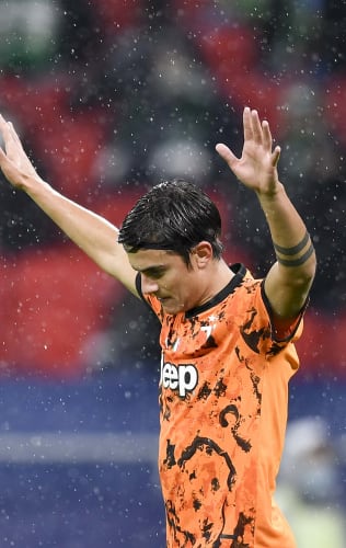 Pitchside view | Matchweek 3 | Ferencváros - Juventus